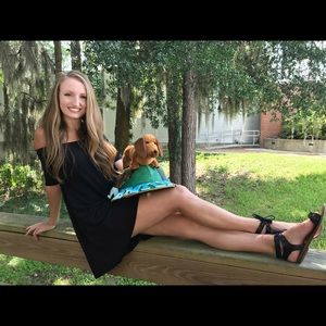 Meet your Posher, Emily